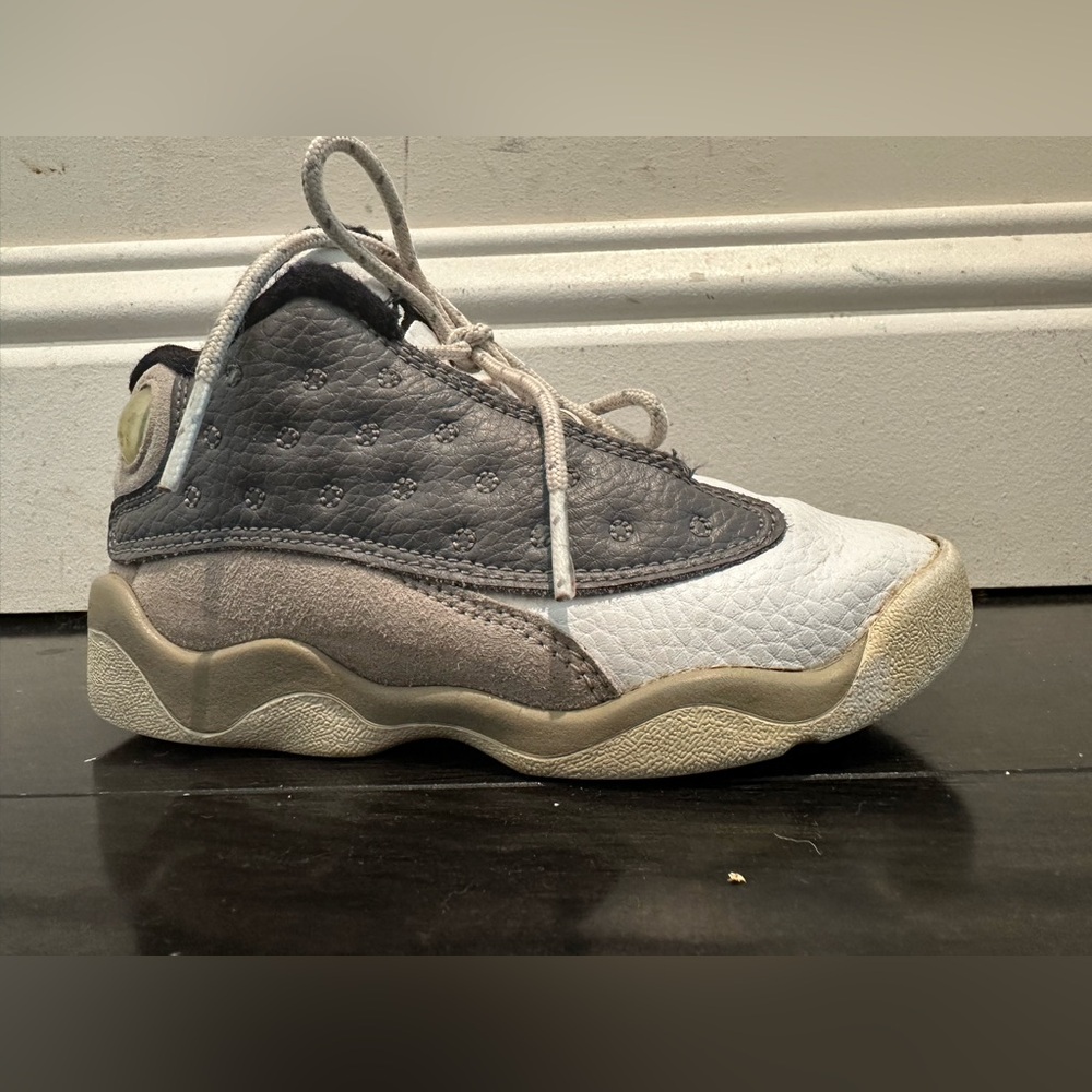 Nike Air Jordan Retro 13 XIII “Atmosphere Grey” Shoes 414581-016 Size 8C
